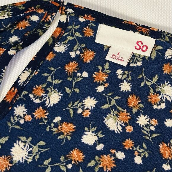 Fall Floral Blouse Navy Blue Burnt Orange Khaki Twisted Front Top Junior Size L - Picture 3 of 5